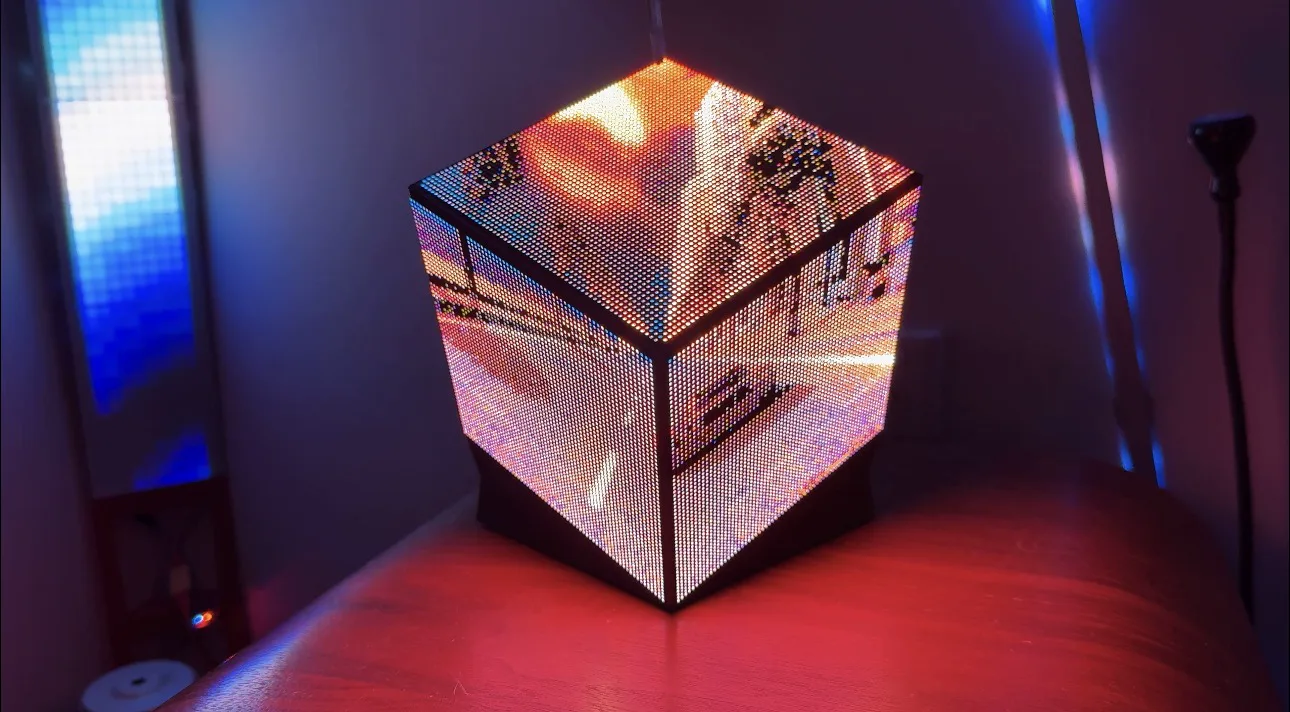 Prism-64 displaying a full-colour sunset image